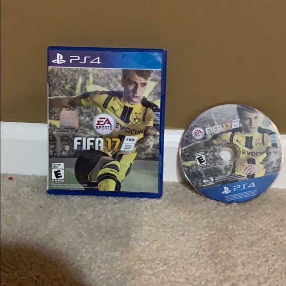 FIFA 19 and FIFA 17 - Picture 2 of 2